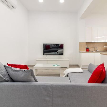Homeforguest Moderno Apartamento En Santa Cruz Bagian luar foto