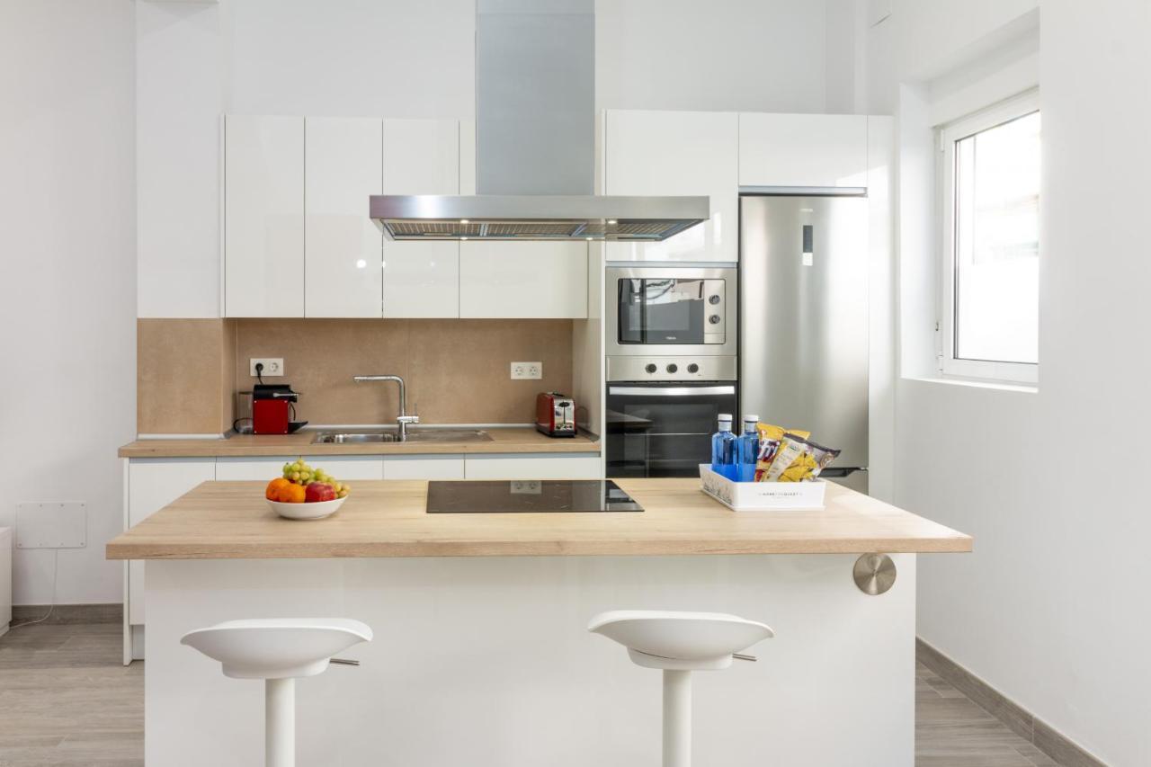 Homeforguest Moderno Apartamento En Santa Cruz Bagian luar foto
